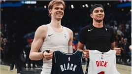 最让人尴尬的球衣求换：当球迷将两人名字连起来读 有点尴尬