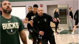 重回老东家！湖人前主帅哈姆加盟雄鹿，担任里弗斯首席助教，2021曾助队夺冠